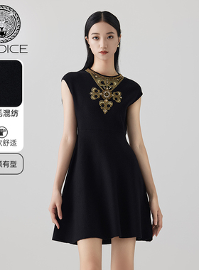 KODICE黑色针织连衣裙女装秋冬新款刺绣烫钻修身显瘦气质小黑裙子
