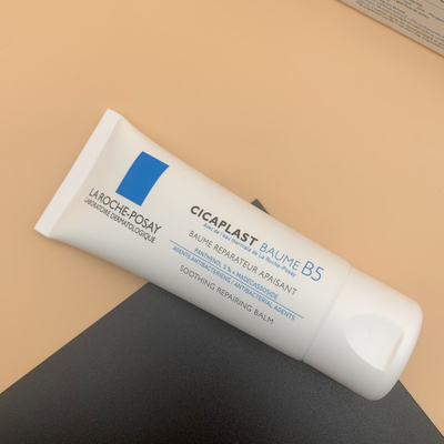 淡化痘印法国补水保湿。多效修复