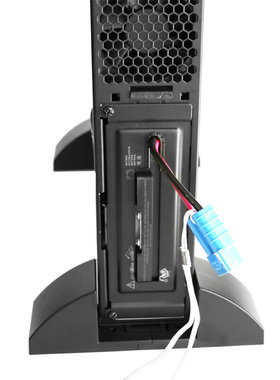 APC在线式不间断电源UPS SURT2000XLICH 2000VA/1400W