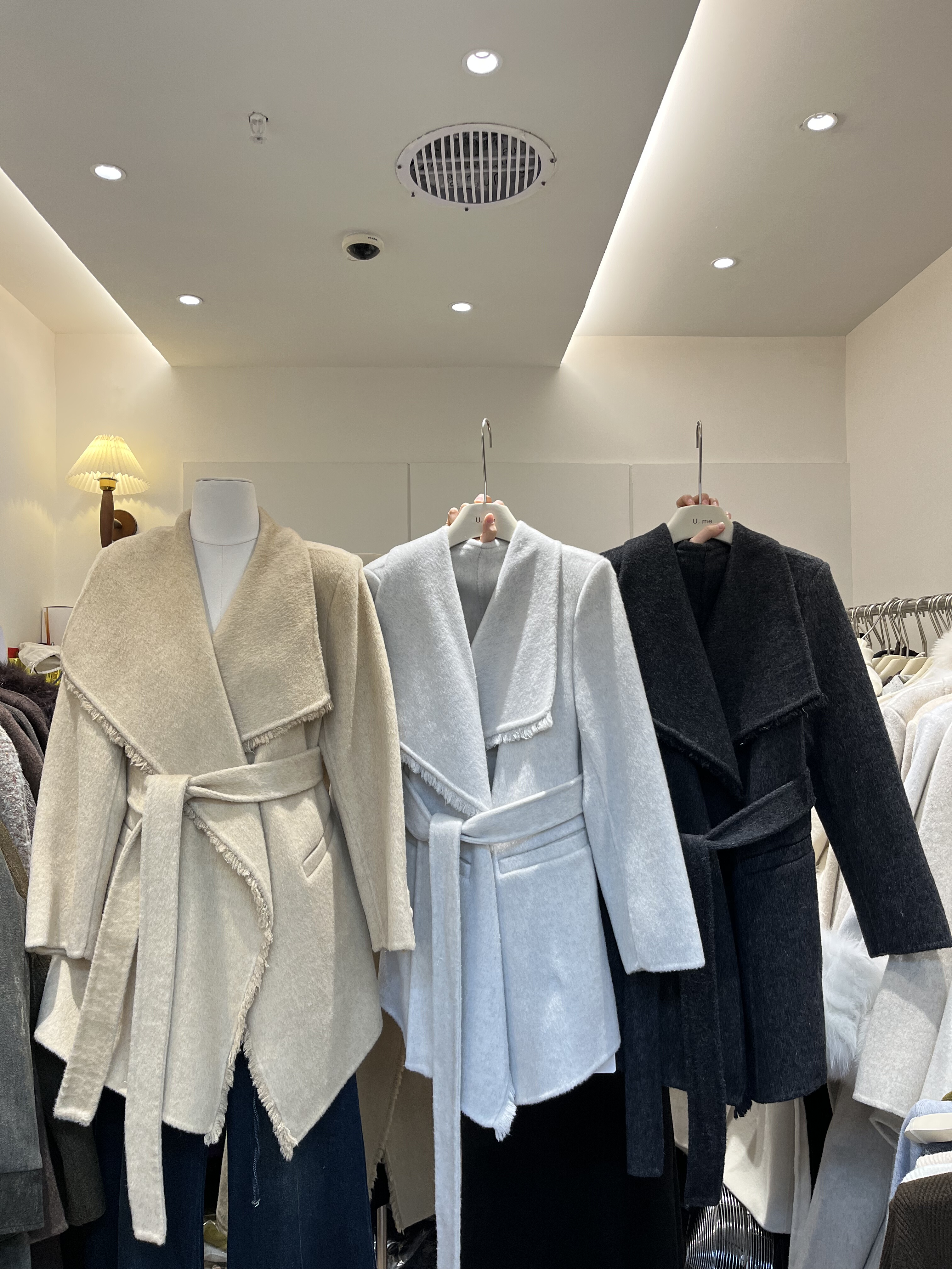 高级感气质短款双面羊绒大衣女秋冬新款大翻领显瘦羊毛呢子外套潮