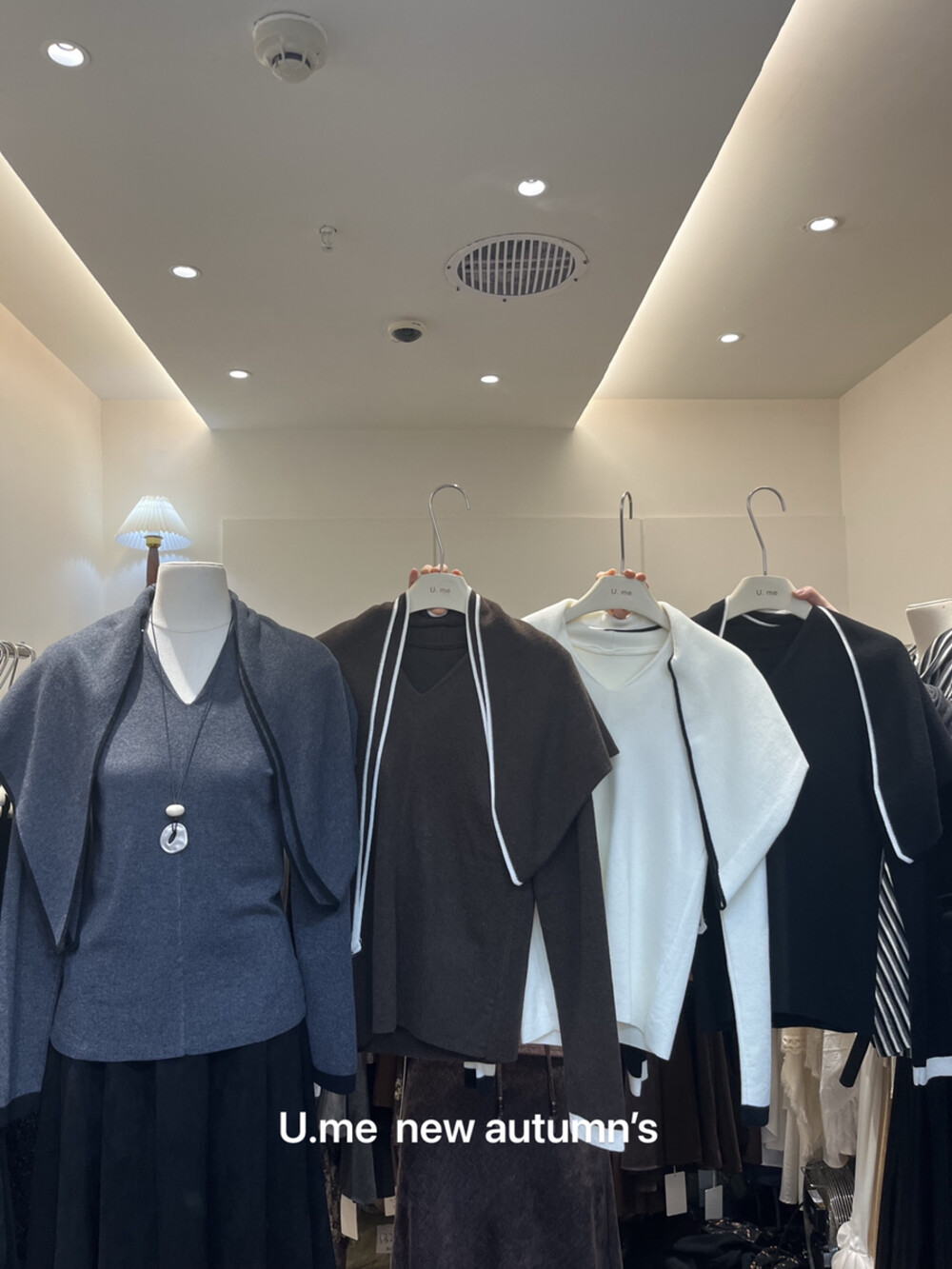 广州早秋新款韩版时尚气质针织衫真两件三角披肩设计感毛衣女