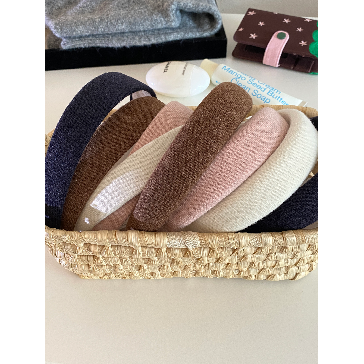 Busan甜美温柔针织海绵高颅顶发箍女高级感百搭少女压发头箍发卡