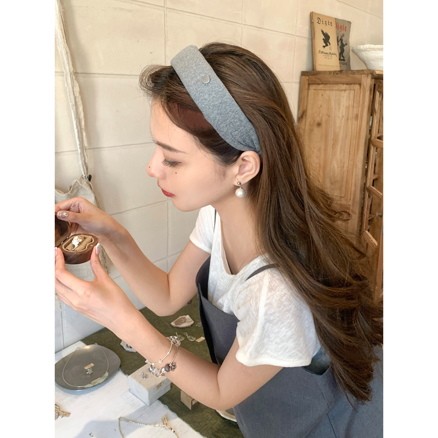 Busan宽边纯色针织发箍高级感网红同款显脸小百搭灰色头箍发饰女