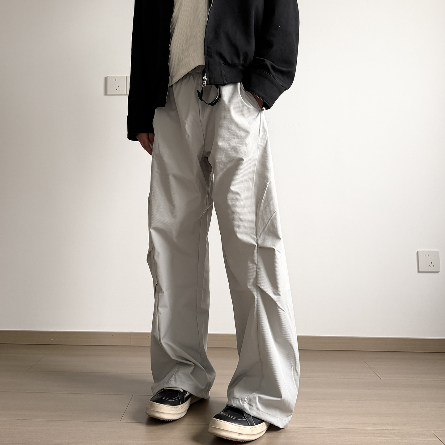 soxiox软壳冲锋裤男款春夏轻薄速干高级感户外登山徒步松紧腰裤子