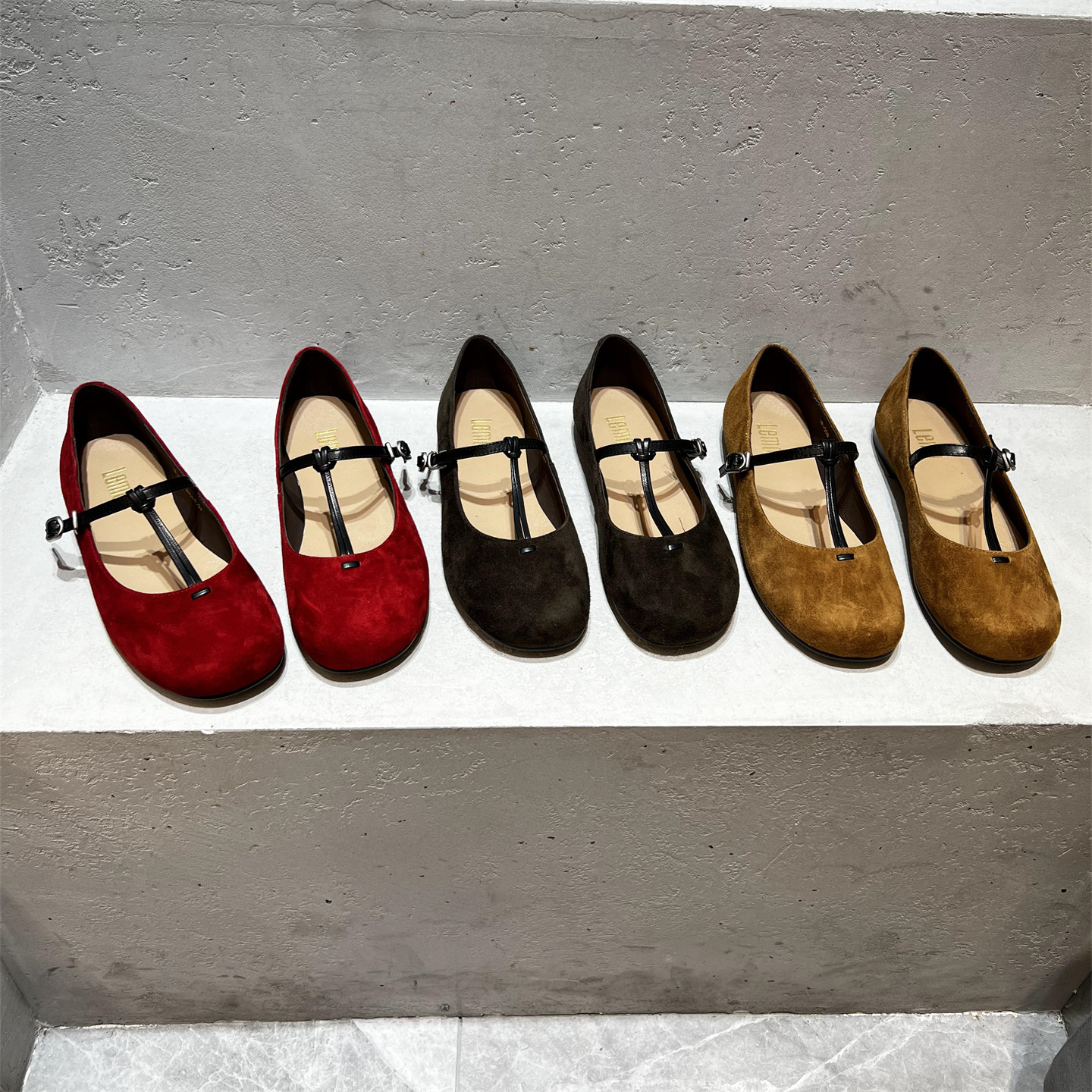 欧洲站女鞋2026春新款欧货真皮磨砂皮一字带平底浅口单鞋玛丽珍鞋,女鞋,玛丽珍鞋,淘宝优惠券,粉丝福利购,淘宝优惠卷