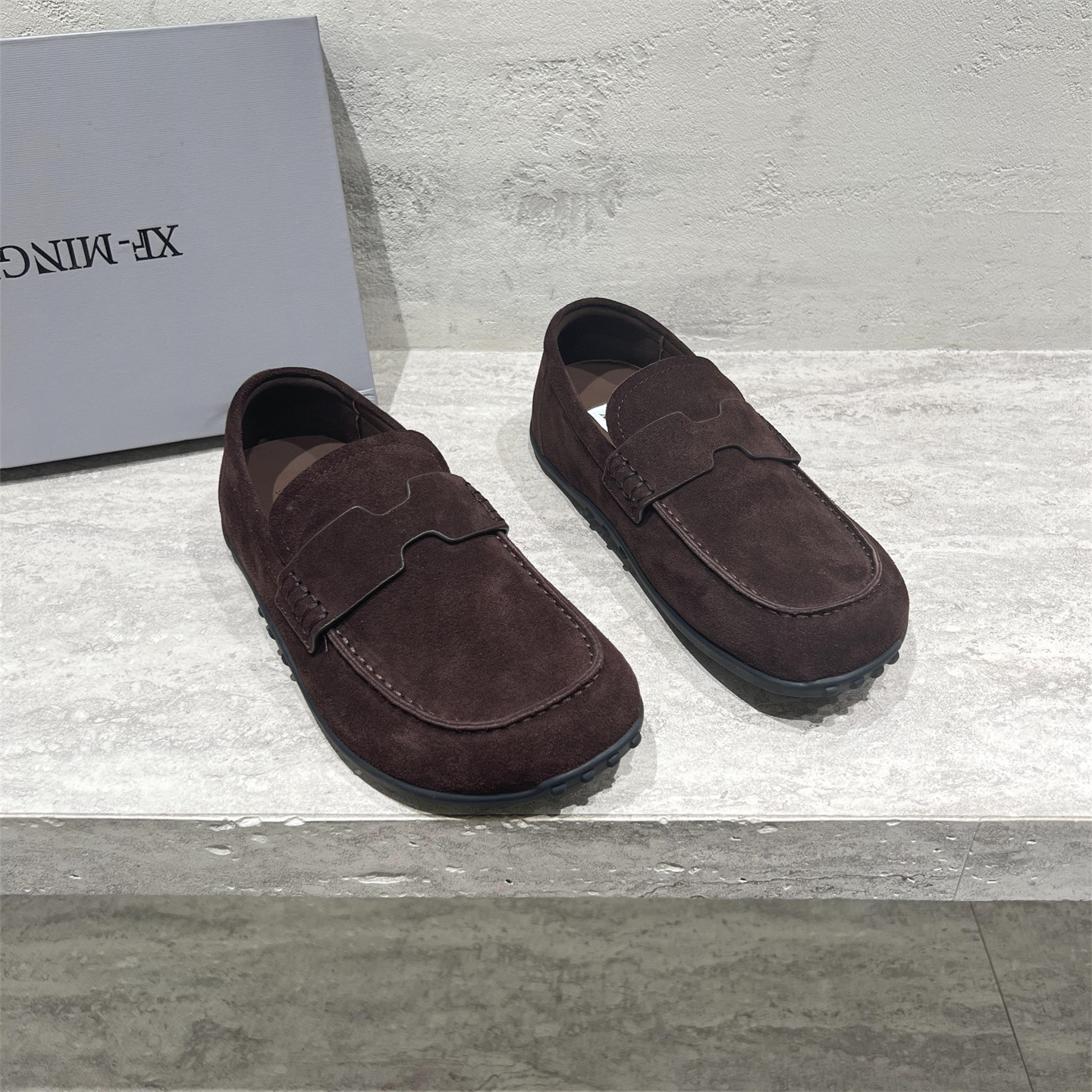 真皮磨砂平底一脚蹬乐福鞋勃肯鞋