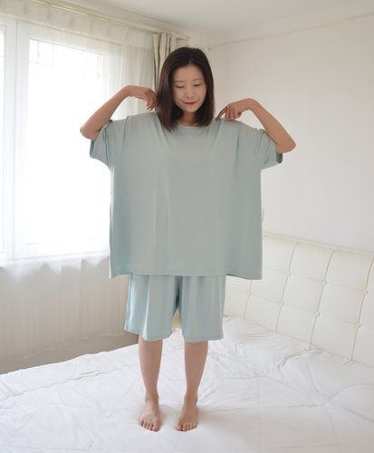 女莫代尔加肥大码睡衣