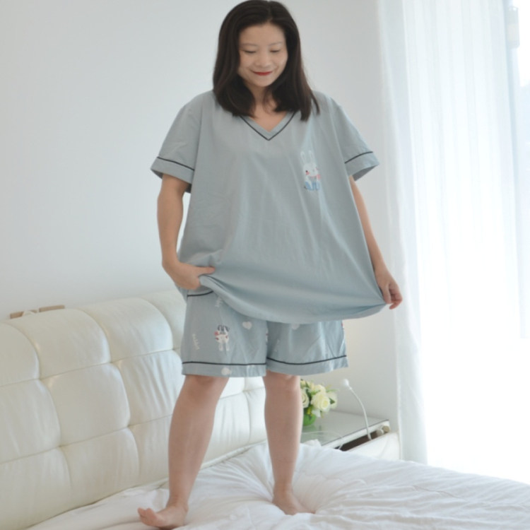 200斤加肥大码卡通兔兔睡衣女胖MM夏季V领短袖短裤针织纯棉家居