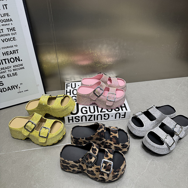 甜美风双扣带水钻包头拖鞋女厚底坡跟增高外穿防滑透气拖鞋688-36