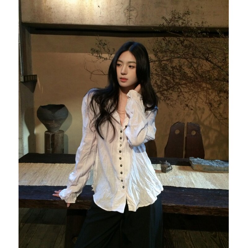 VintageWen复古白色褶皱翻领长袖衬衫女春慵懒感宽松休闲百搭上衣