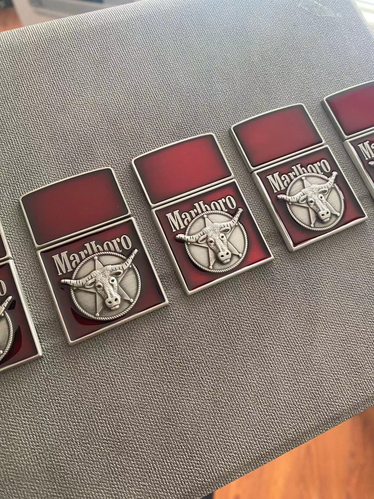万宝路牛头红色树脂贴章