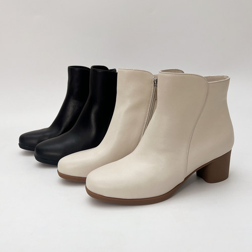 柜雅氏女靴真皮中跟短靴柔软舒适新款牛皮时装靴粗跟加绒女士靴子