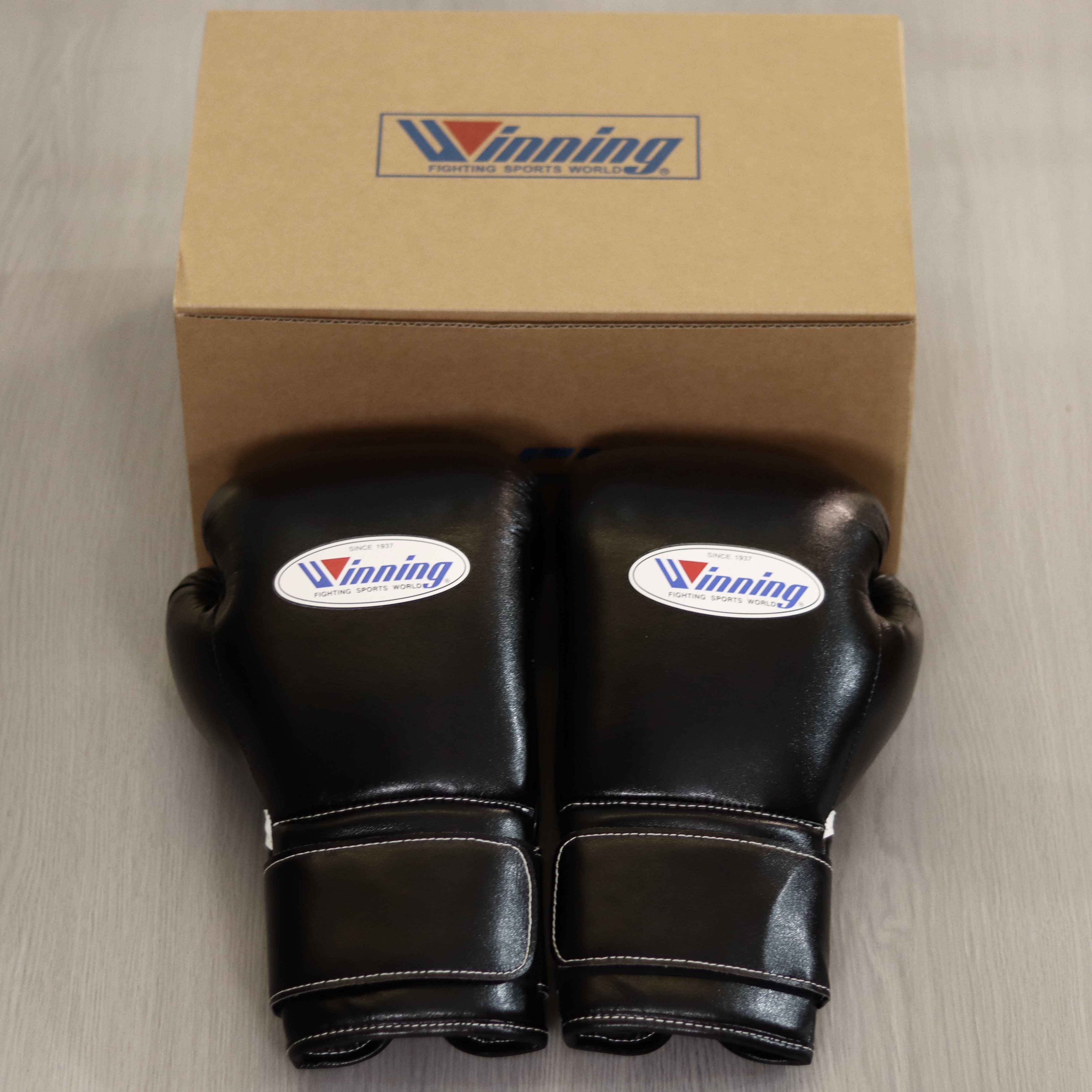 thumbnail for Winning the same tether style Japanese boxing gloves for adults and children fighting Muay Thai fighting free fighting