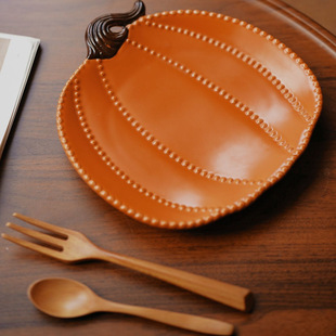 北欧餐盘丰收季南瓜盘子陶瓷南瓜高颜值摆盘玄关摆件新房入宅礼品