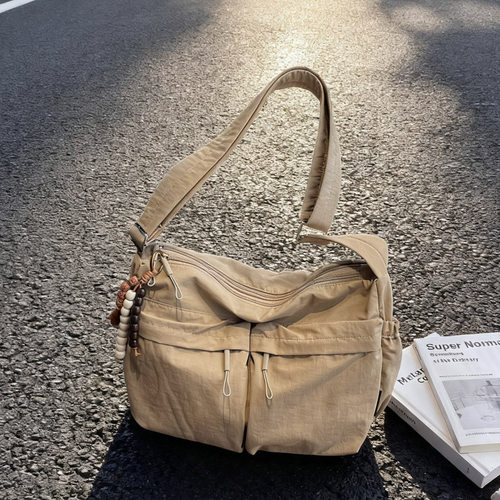 今年流行包包女大容量帆布包女新款轻便单肩斜挎包休闲通勤托特包