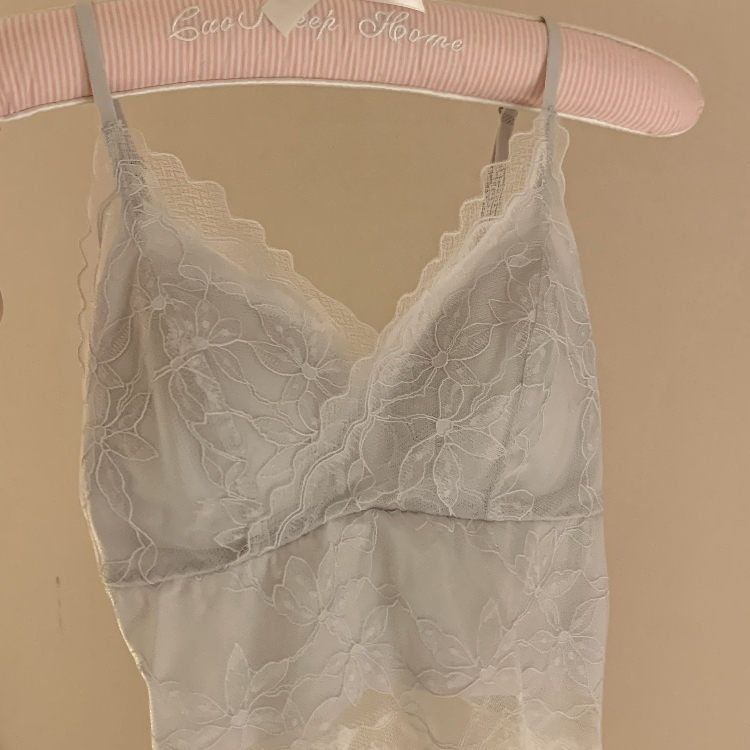 法式蕾丝吊带背心内衣女夏季薄款内搭外穿带胸垫性感纯欲美背文胸