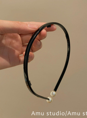 简约黑色细发箍女双珍珠点缀通勤百搭压发防滑头箍小众高级感发饰