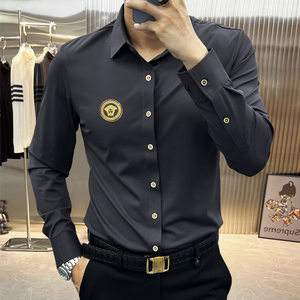高级感刺绣徽章修身秋季免烫抗皱衬衫潮牌帅气商务休闲长袖衬衣男