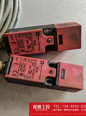 询价！Schneider施耐德安全门开关XCSPA592拆机件2个