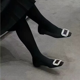 黑色方扣粗跟单鞋女2025春秋方头低跟水钻粗跟真丝绸缎浅口平底鞋