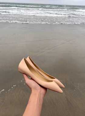 超气质款2025韩国东大门极简约尖头浅口优雅红底软皮内增高单鞋女