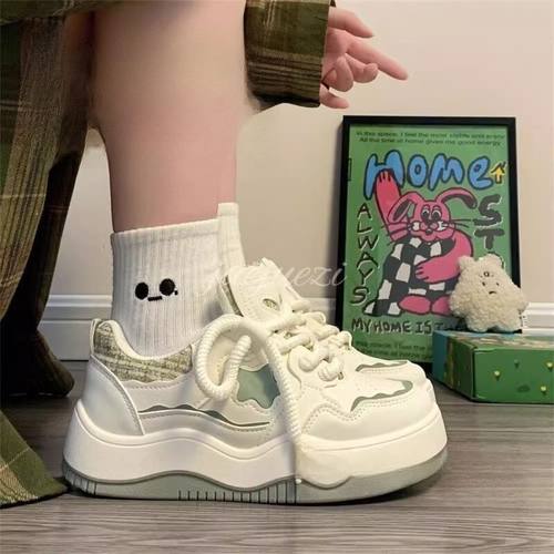 儿童软底鞋2025春季新款女童中大童女孩运动鞋防滑防滑时尚板鞋潮