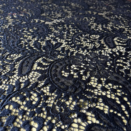 新款藏青色镂空弹力蕾丝花边服装面料打底衫布料旗袍连衣裙面料