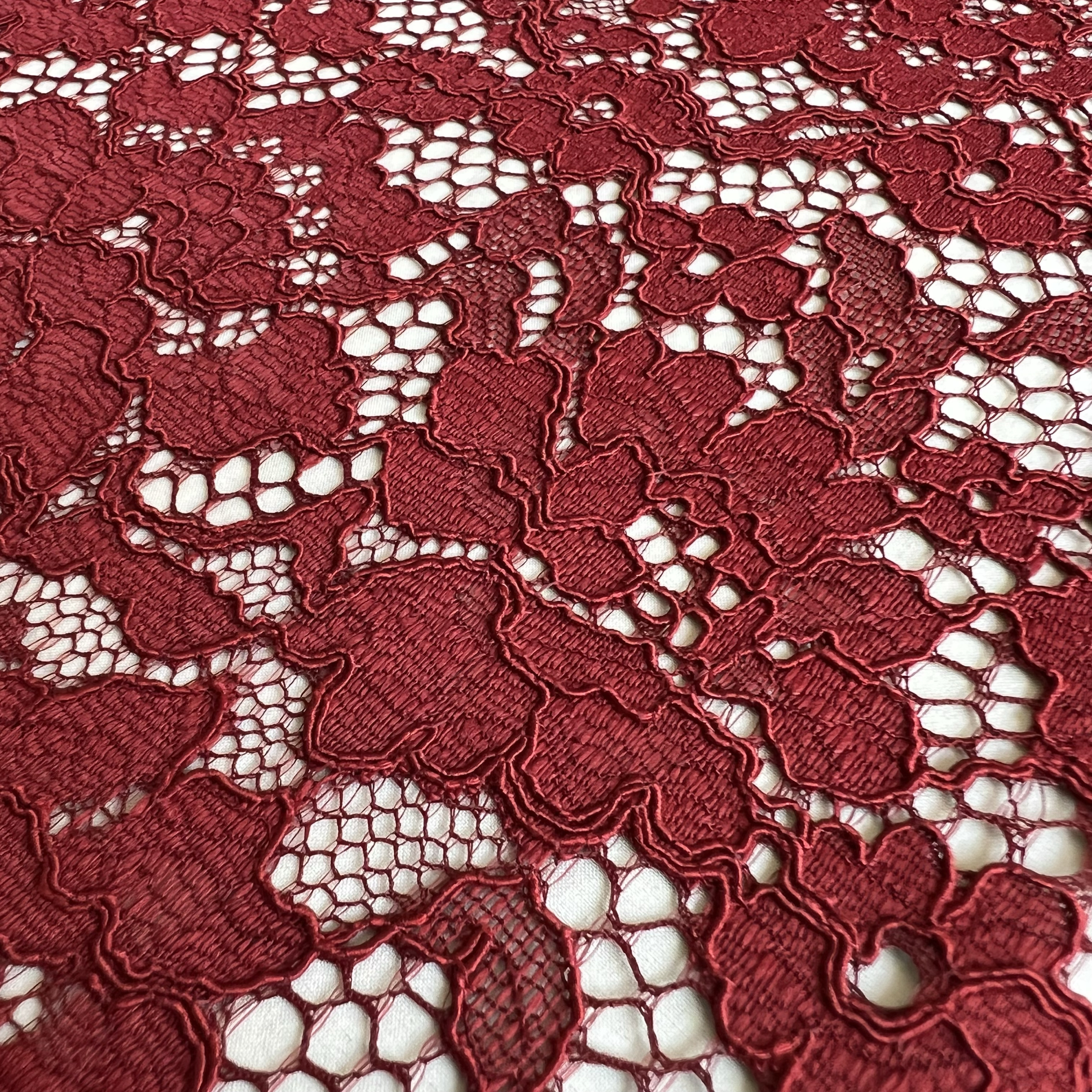 新款高档枣红色龙骨线股线微弹蕾丝面料舞蹈服连衣裙旗袍质感布料