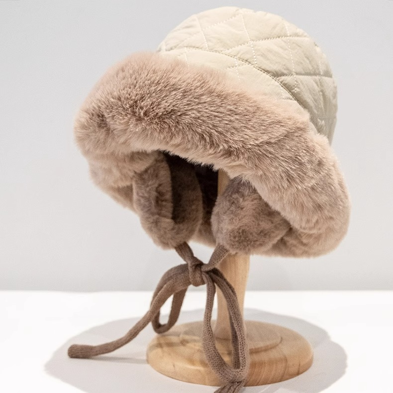 毛绒帽子女冬季2024新款加绒护耳保暖雷锋帽加厚防风防寒渔夫帽子