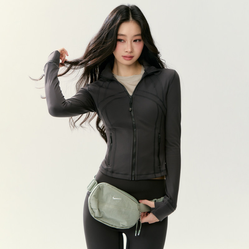 裸感亲肤高弹健身外套运动服上衣