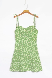 显瘦法式 修身 田园小雏菊印花收腰开叉吊带连衣裙 新款 欧美2020夏季