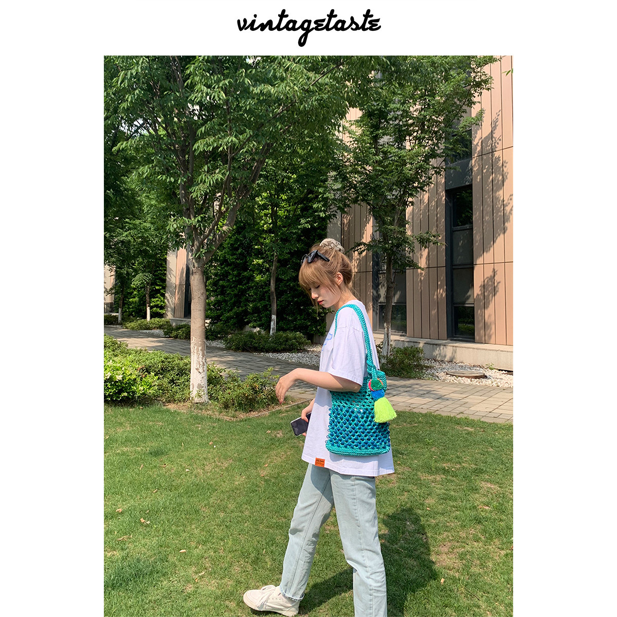 VINTAGETASTE 蓝色手工编织串珠方形购物袋女包荧光流苏单肩包