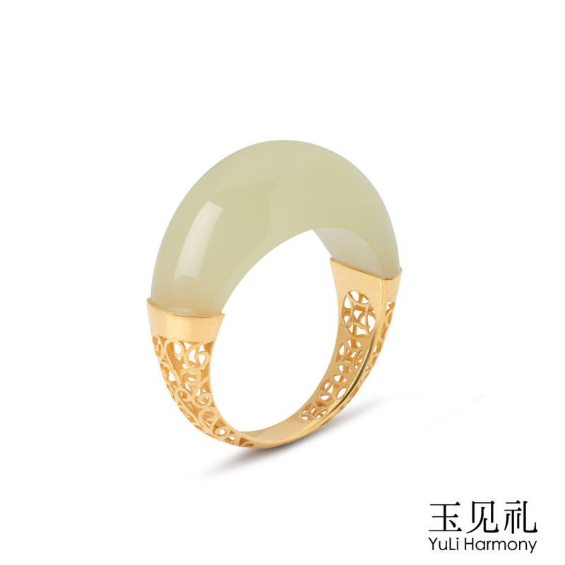 玉见礼|【罗娜专属】18K金和田玉黄口弧形如意戒指/多样性发其一