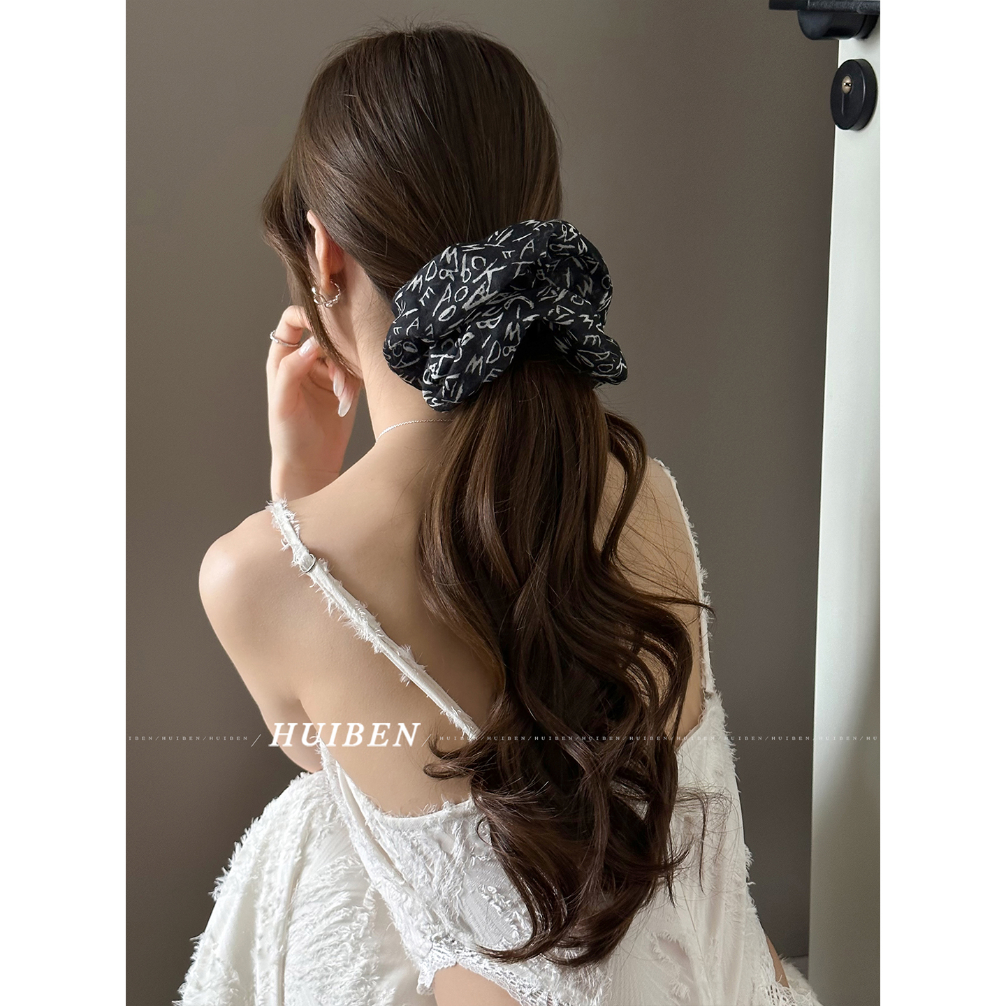 法式慵懒感字母大肠发圈女扎头