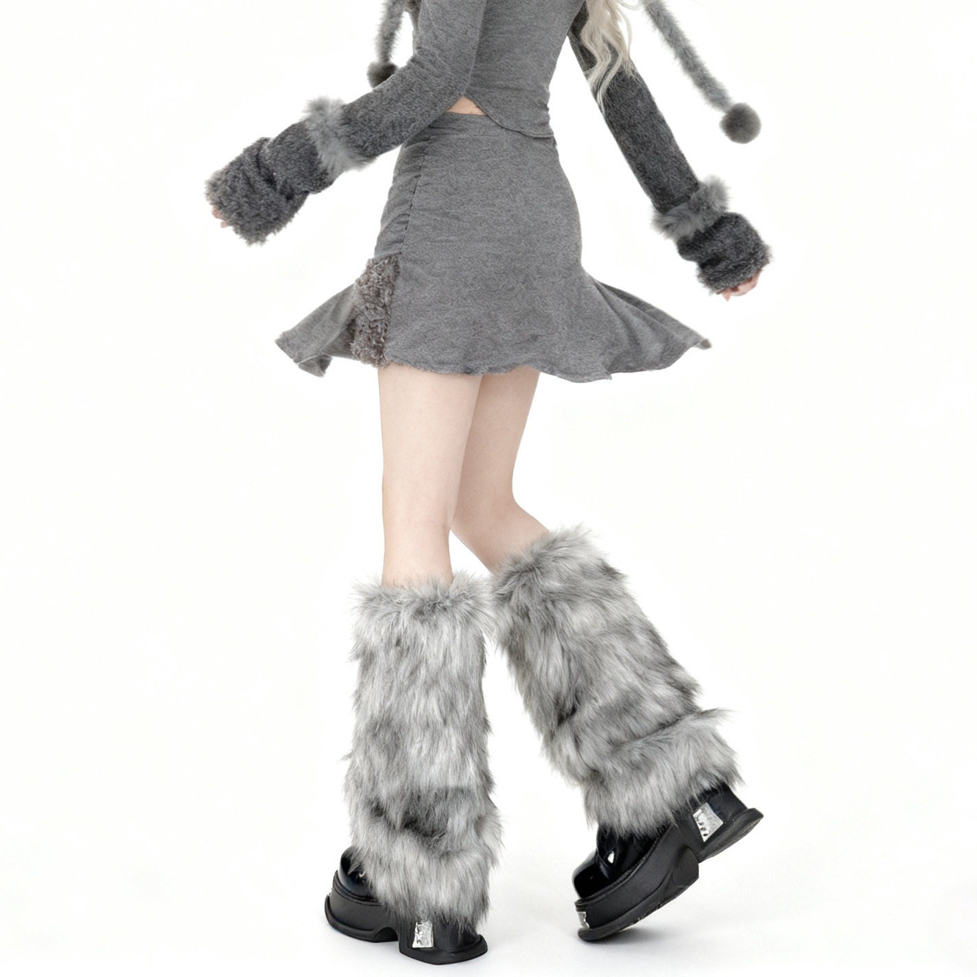辣妹日记CL辣妹灰黑渐变毛绒袜套y2k甜酷仿狐狸毛显瘦加厚护腿套