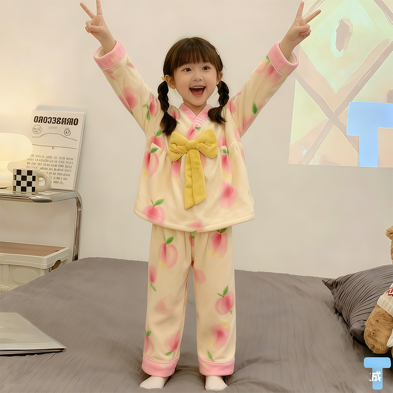 法兰绒女童睡衣冬季保暖卡通家居