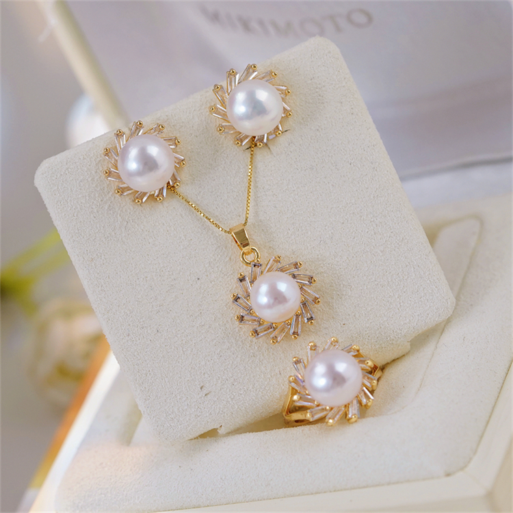 太阳花款T方锆吊坠耳钉戒指套装