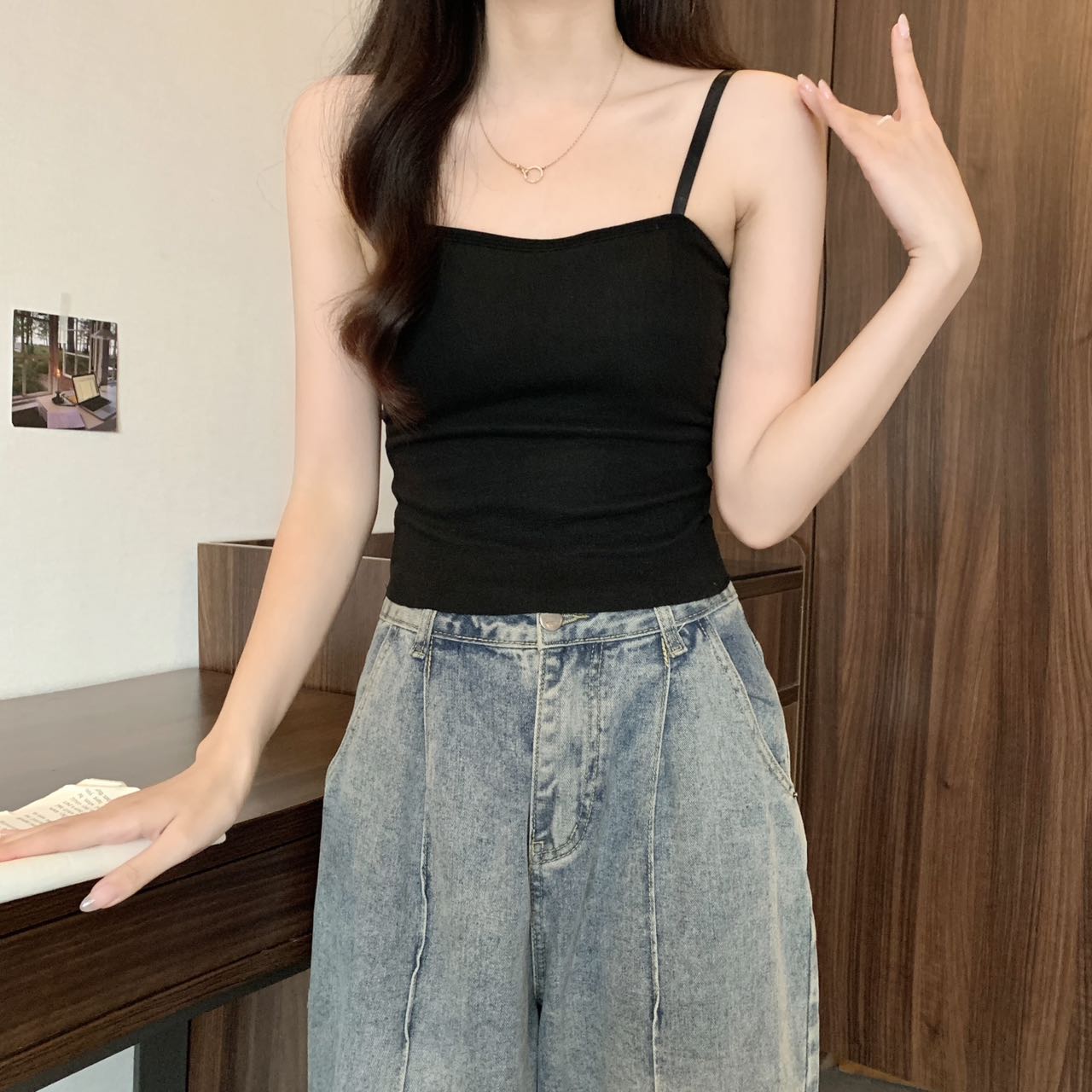 黑色德绒吊带保暖背心打底衫上衣