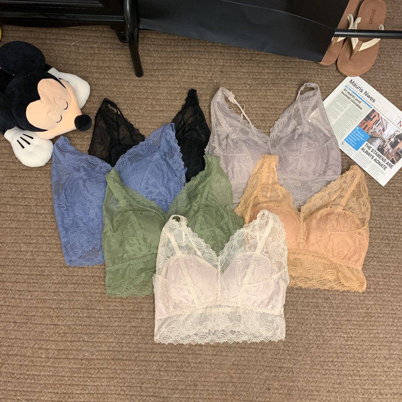 纯欲风性感蕾丝宽肩带背心女带胸垫内搭修身显瘦打底美背抹胸上衣