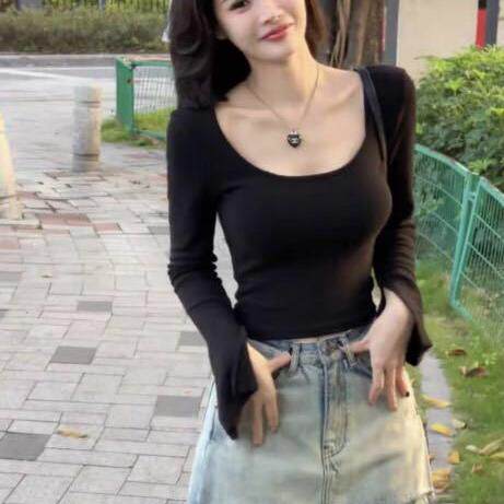 纯欲性感长袖T恤女设计感低领辣妹内搭修身显瘦外穿打底衫上衣潮
