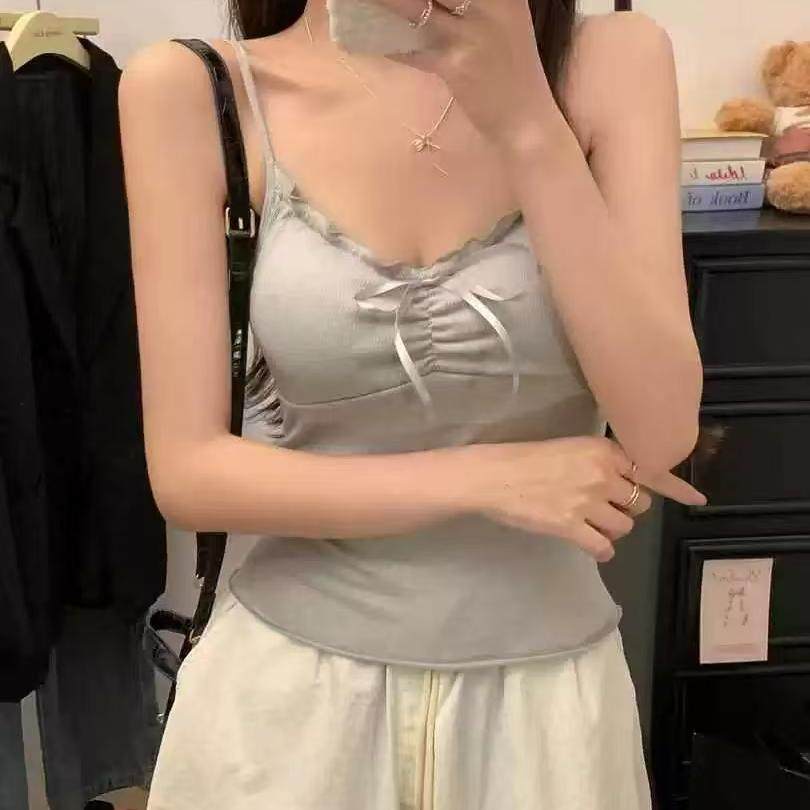 纯欲风性感木耳边蝴蝶结吊带背心