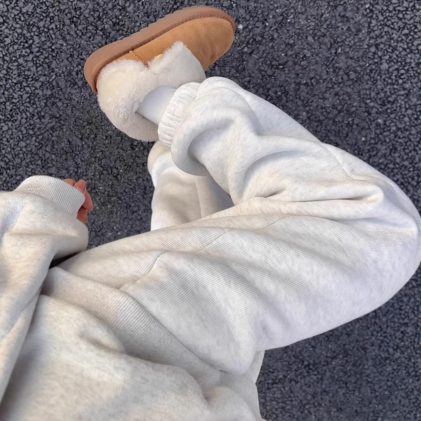 2025秋冬新款白色加绒运动裤子女款加厚保暖棉裤小个子束脚卫裤瑞,女装/女士精品,卫裤,淘宝优惠券,粉丝福利购,淘宝优惠卷