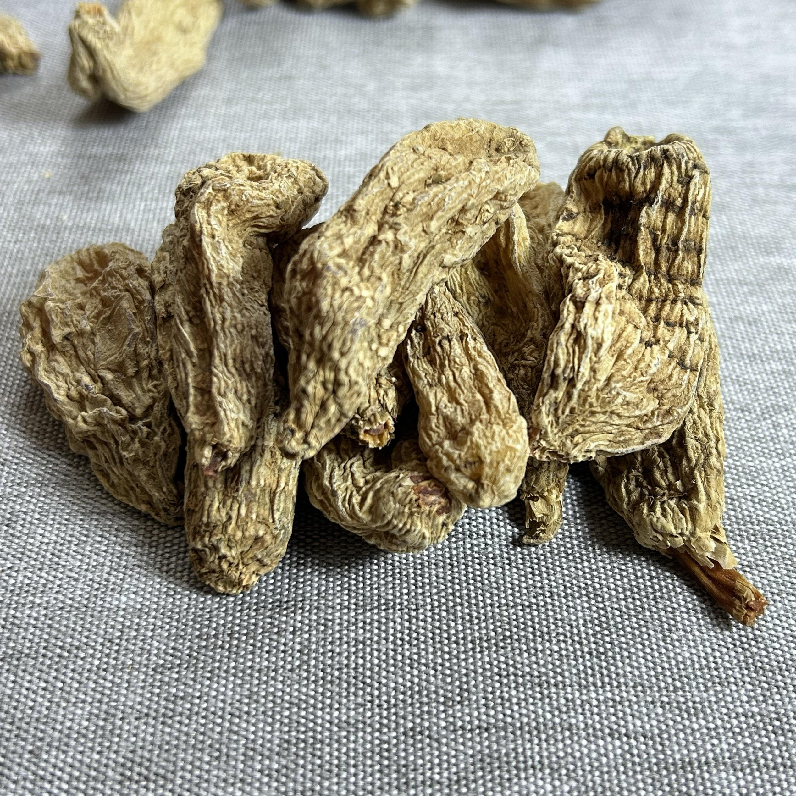 云南精品红芽天麻林下仿野生种植滋补养生佳品煲汤磨粉中老年常备