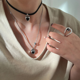 s925纯银皇冠爱心吊坠女项坠气质2021年简约复古轻奢时尚银饰项链