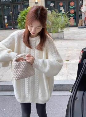 黄色中款麻花圆衫领衣女秋冬27592慵懒长风宽松软糯针织下装消毛