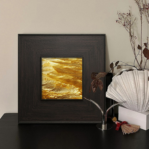 玄关柜上金色的客厅烫金高级感