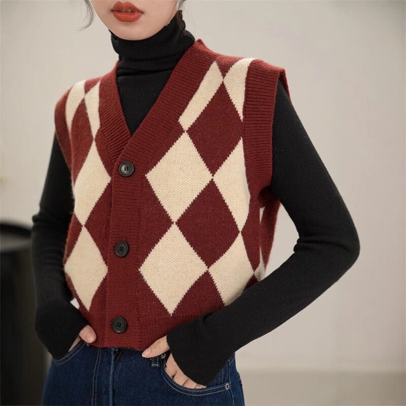 红色菱格v领针织马甲女叠穿毛衣