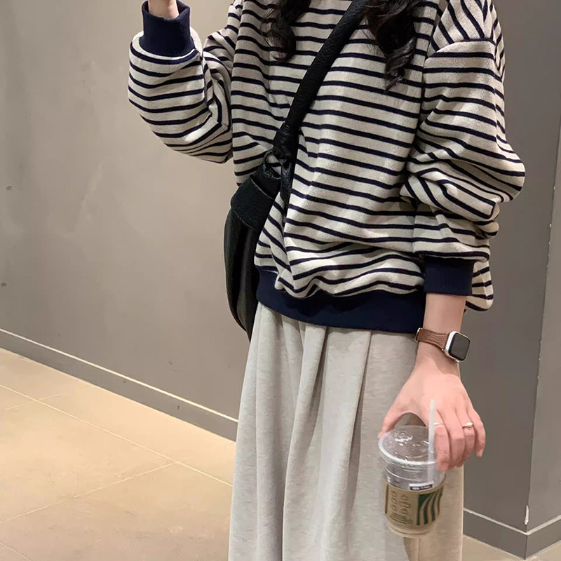 复古条纹长袖圆领卫衣女针织上衣