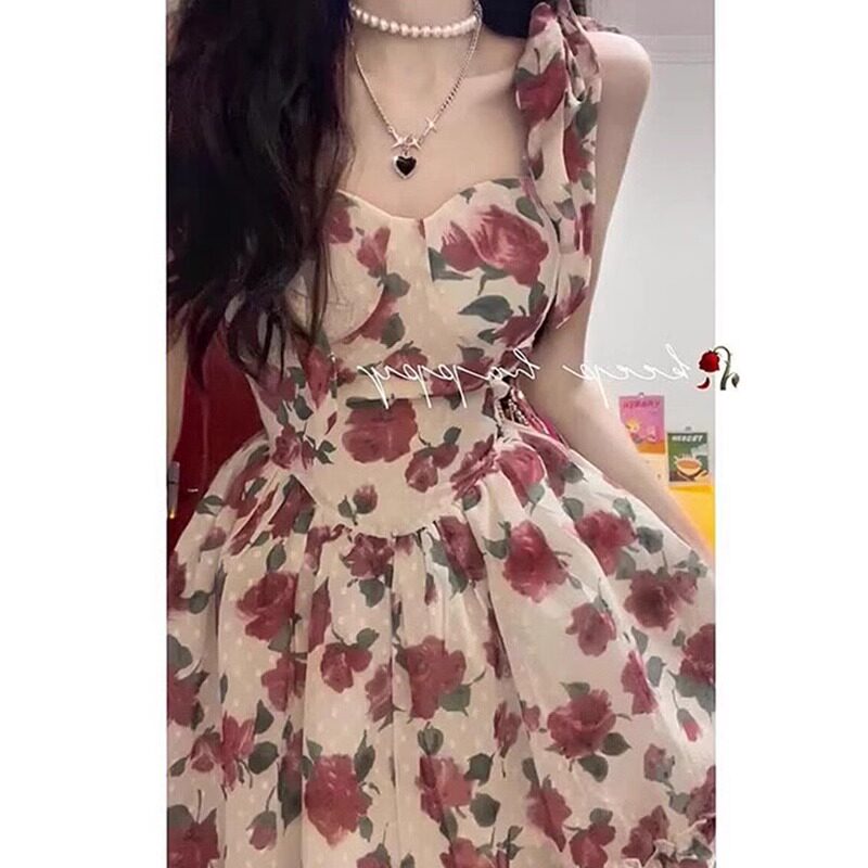 茶歇纯欲风玫瑰碎花吊带连衣裙女