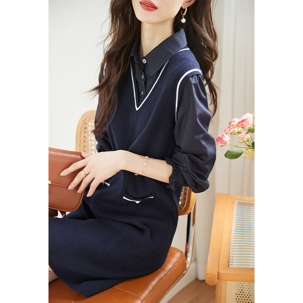 日系学院风假两件拼接针织裙女2025春秋新款长袖polo领设计洋装